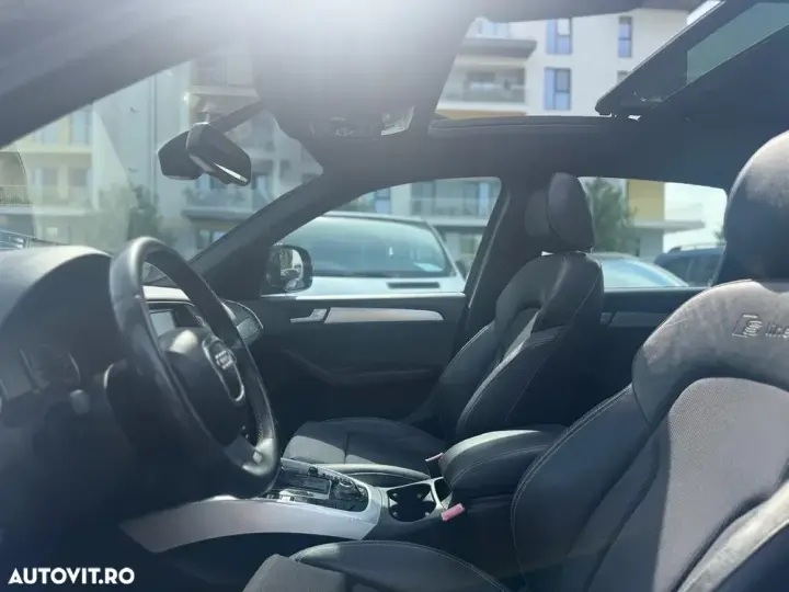 Audi Q5 8R 2.0 TDI Quattro S-Tronic