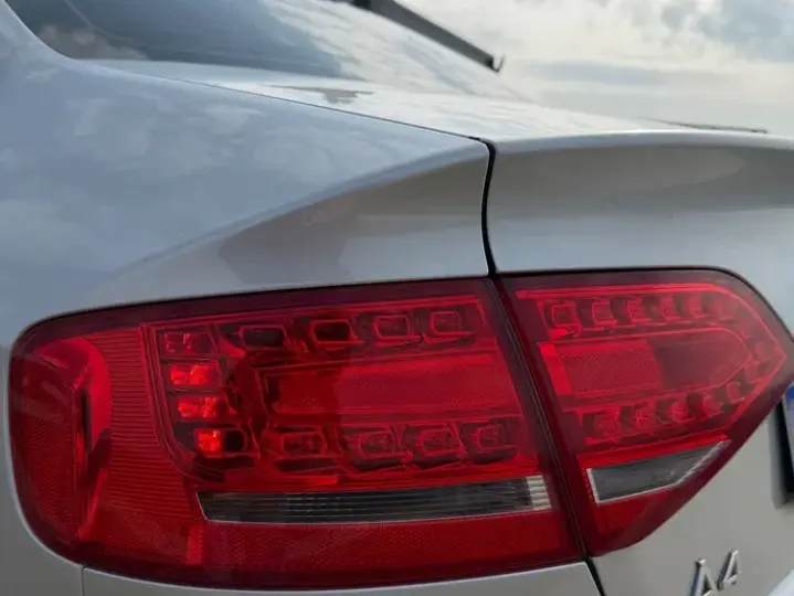 Audi A4 Limuzina 2.0 TDI B8