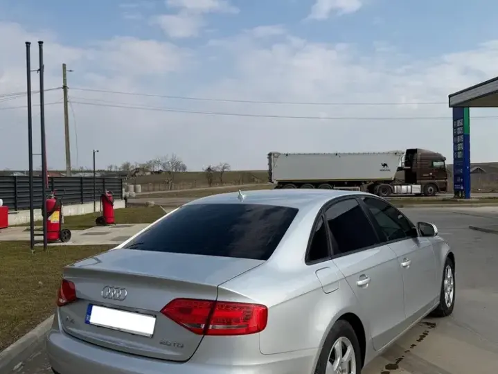 Audi A4 Limuzina 2.0 TDI B8