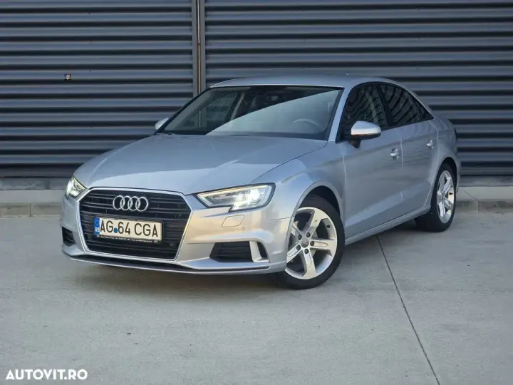 Audi A3 Limuzina 8V 2.0 TDI S tronic Sport