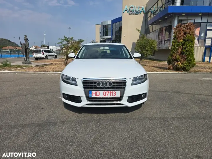 Audi A4 Limuzina