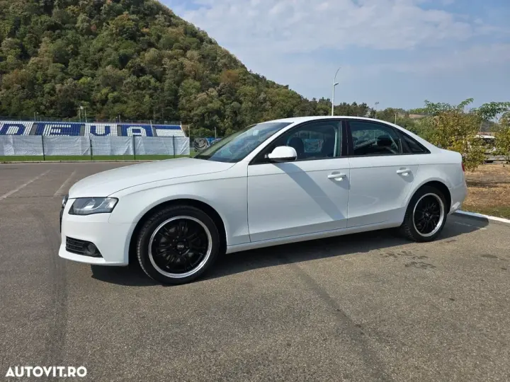 Audi A4 Limuzina