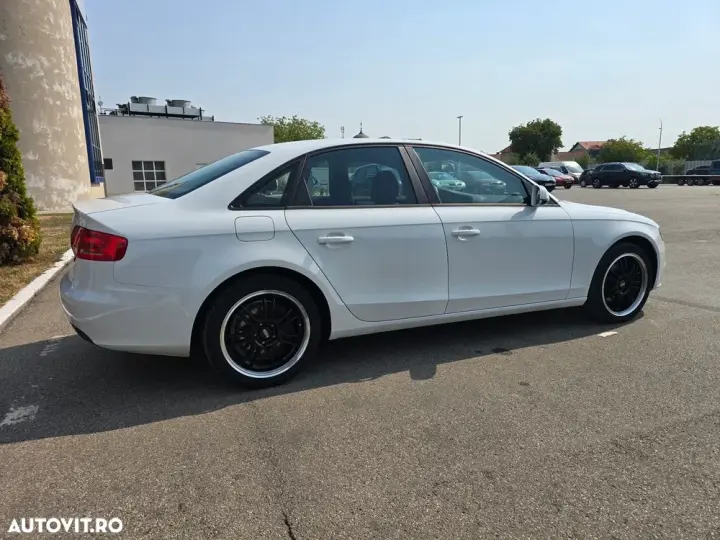 Audi A4 Limuzina