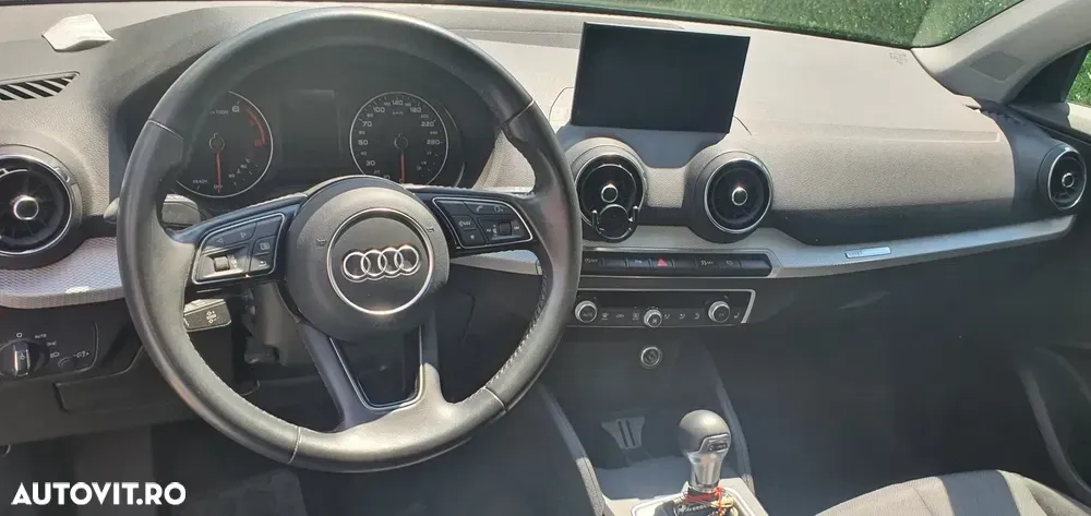 Audi Q2 30 TFSI S tronic — imagine 2