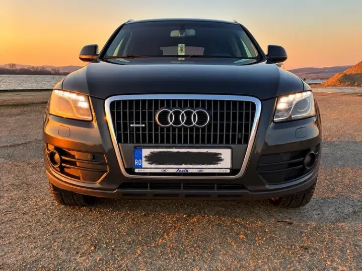 Audi Q5 8R 2.0 TDI Quattro S-Tronic