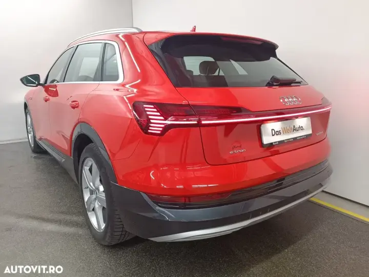 Audi e-tron 55 quattro advanced
