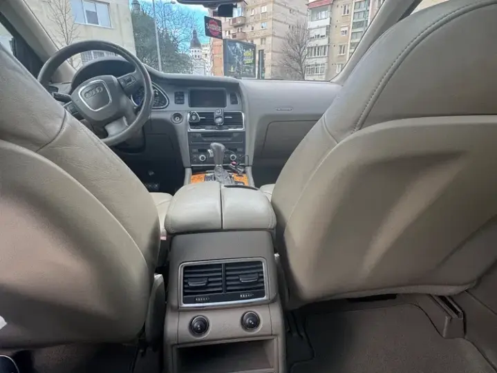 Audi Q7 4L