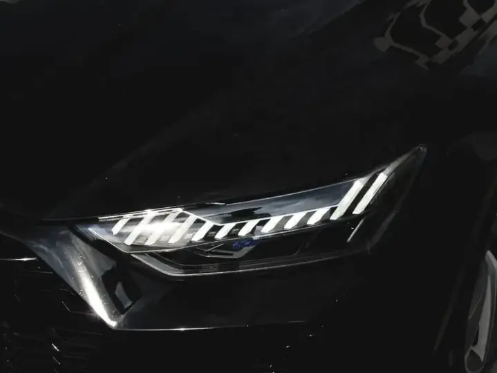 Audi RS 6 TFSI quattro Tiptronic MHEV