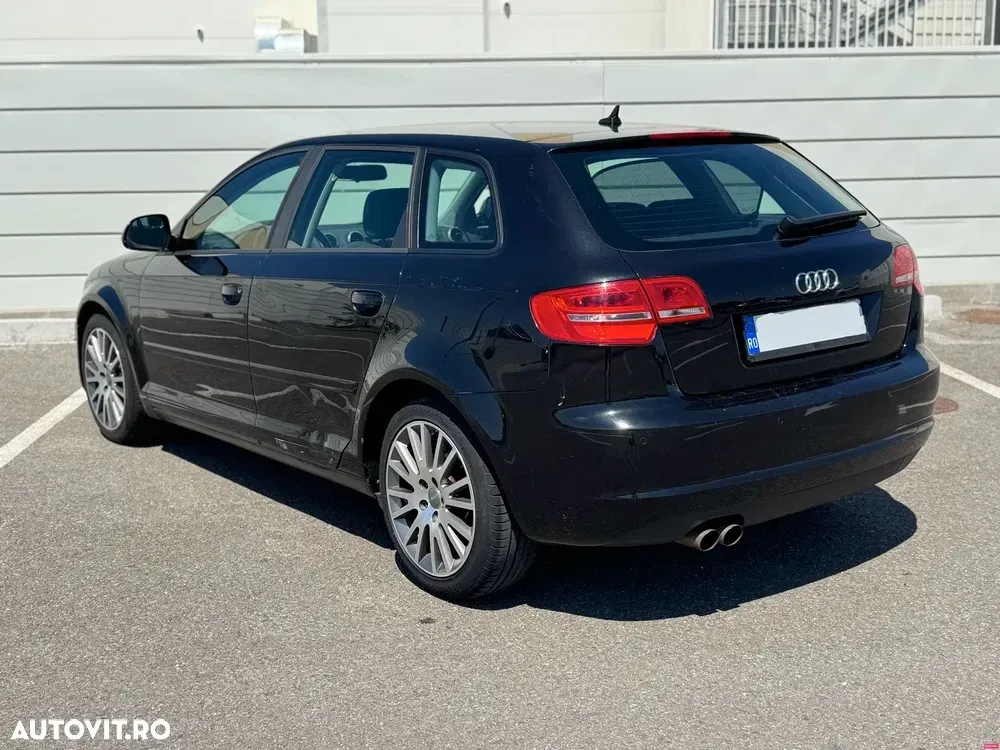 Audi A3 Sportback 8P 2.0 TDI DPF S tronic Attraction — imagine 3