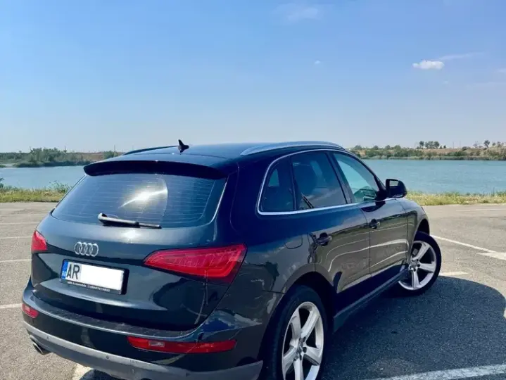 Audi Q5 8R 3.0 TDI Quattro S tronic