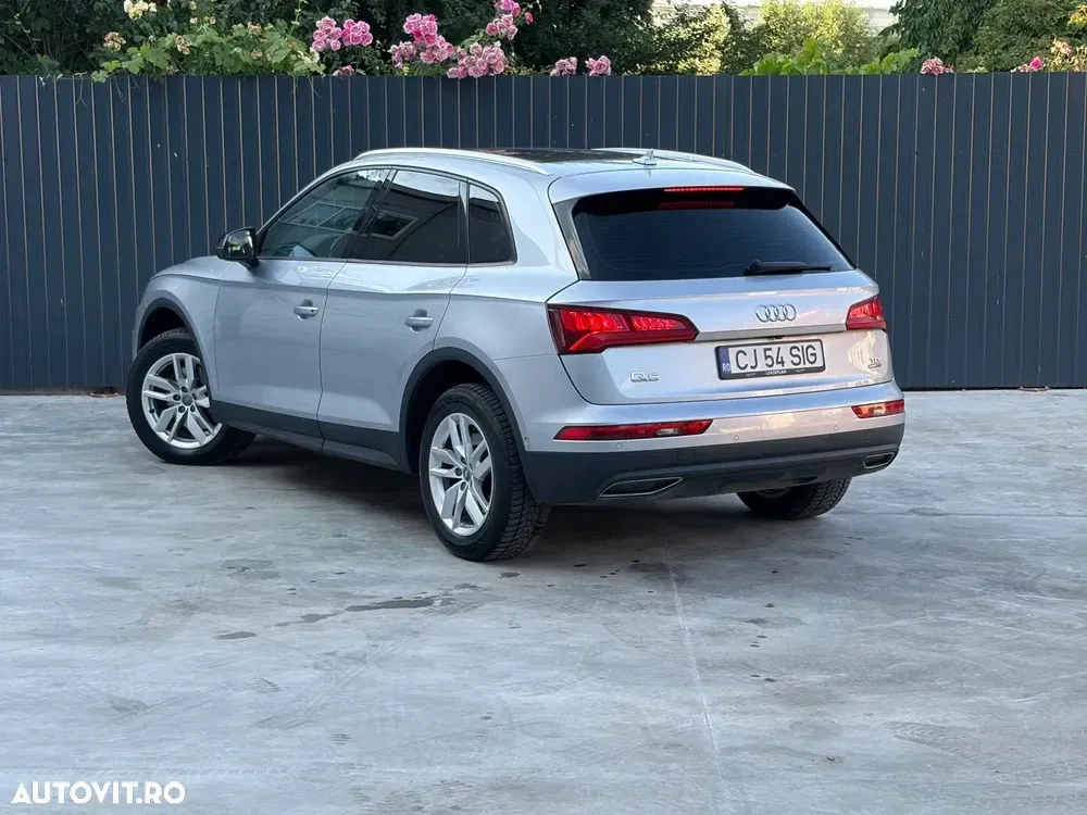 Audi Q5 FY 2.0 TDI Quattro S tronic Design — imagine 5