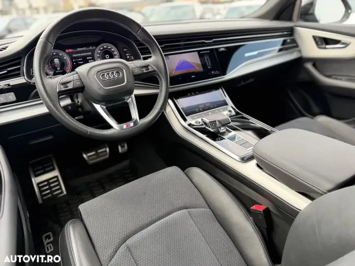 Audi Q8 3.0 55 TFSI quattro Tiptronic MHEV