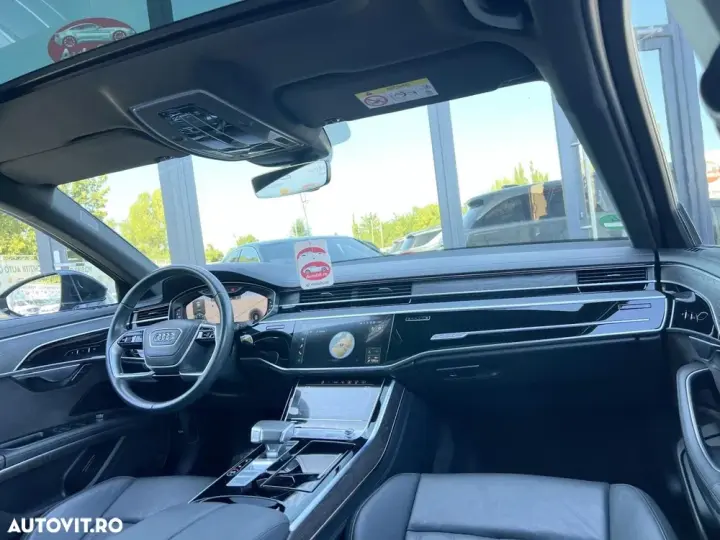 Audi A8 D5
