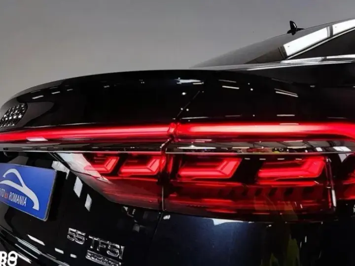 Audi A8 D5 L 55 TFSI quattro tiptronic
