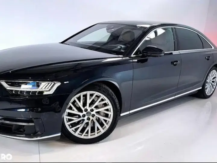 Audi A8 D5 L 55 TFSI quattro tiptronic