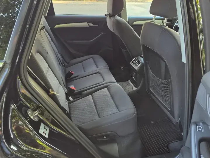 Audi Q5 8R