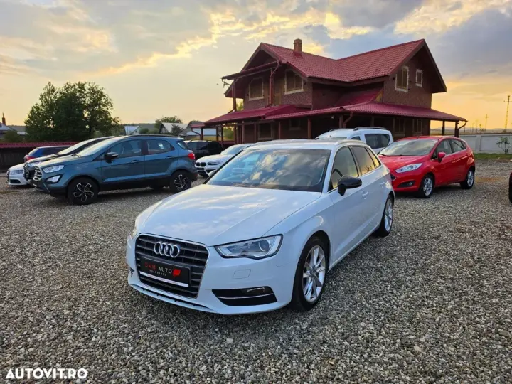 Audi A3 Sportback 8V 2.0 TDI Attraction