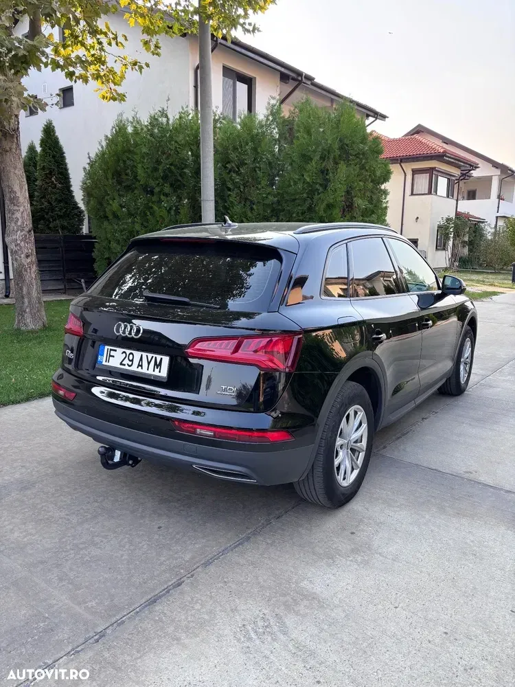 Audi Q5 FY 2.0 TDI Quattro S tronic Design — imagine 3
