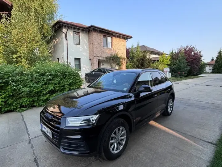 Audi Q5 FY 2.0 TDI Quattro S tronic Design