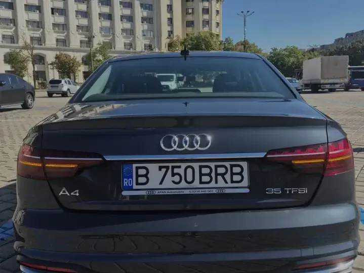 Audi A4 Limuzina B9 35 TFSI S tronic MHEV Advanced