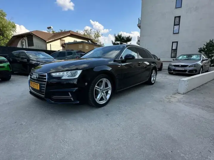 Audi A4 Limuzina B9 2.0 TDI DPF multitronic S line Sportpaket