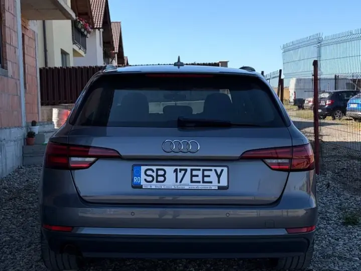 Audi A4 Avant B9 2.0 TDI S tronic