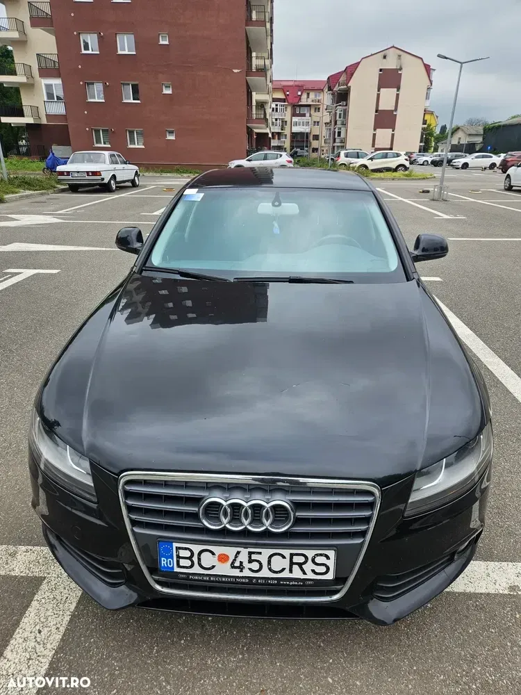 Audi A4 Limuzina B8 2.0 TDI B8 — imagine 3
