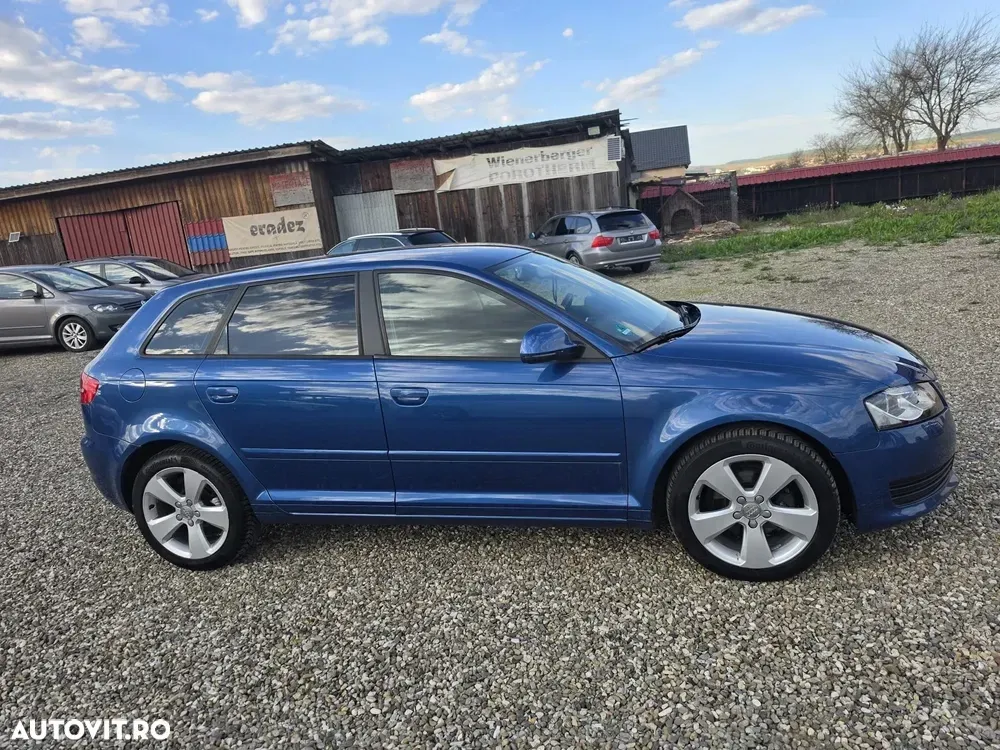 Audi A3 Sportback 8P 1.6 TDI Attraction — imagine 4