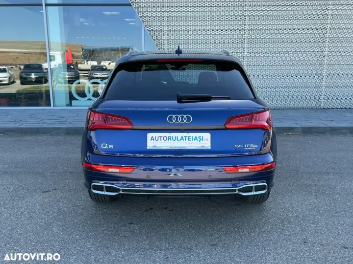 Audi Q5 55 TFSIe quattro S tronic S line