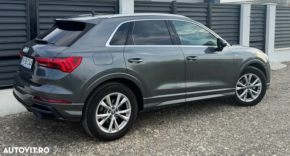 Audi Q3 F3 1.5 35 TFSI S tronic MHEV S Line — imagine 3