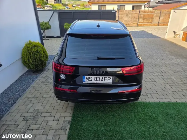 Audi Q7 4M