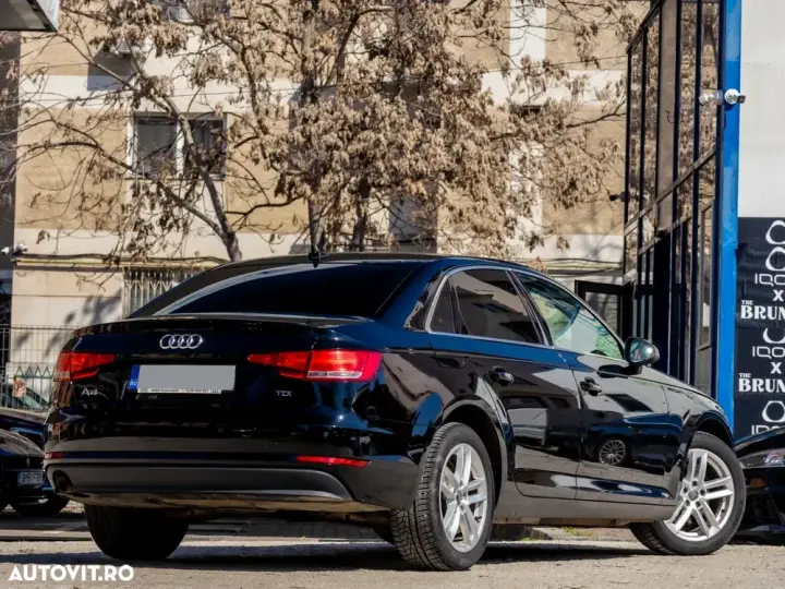 Audi A4 Limuzina B9 2.0 TDI S tronic