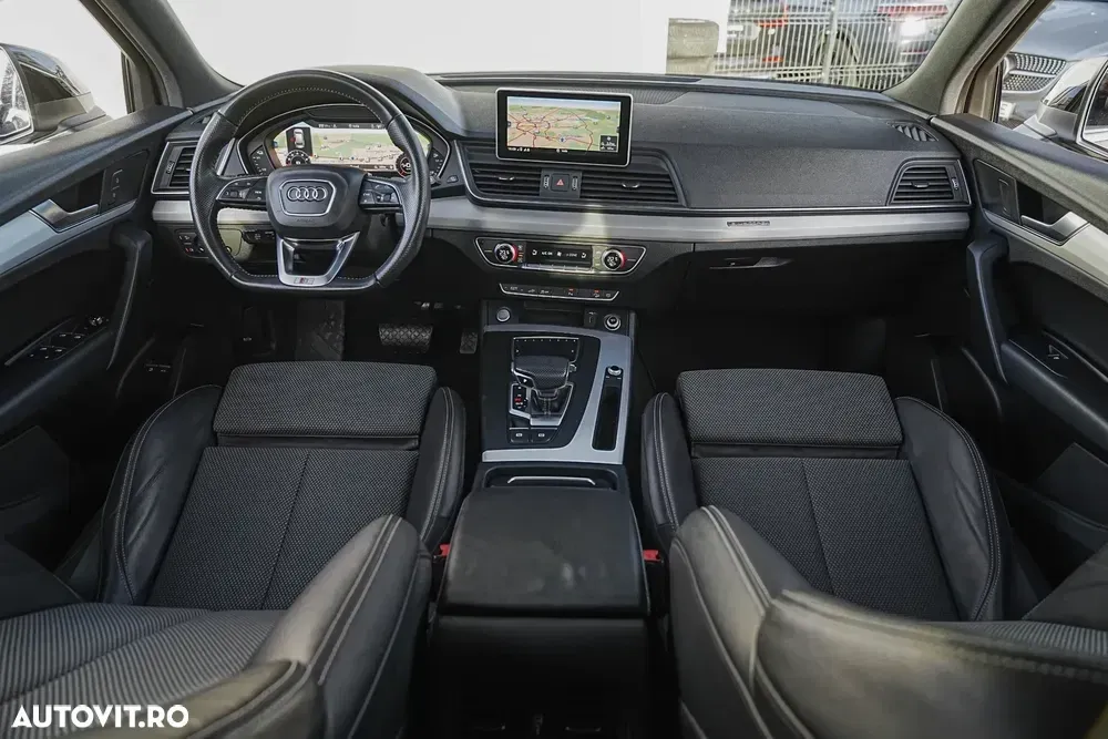 Audi Q5 FY 55 TFSIe quattro S tronic S line — imagine 3