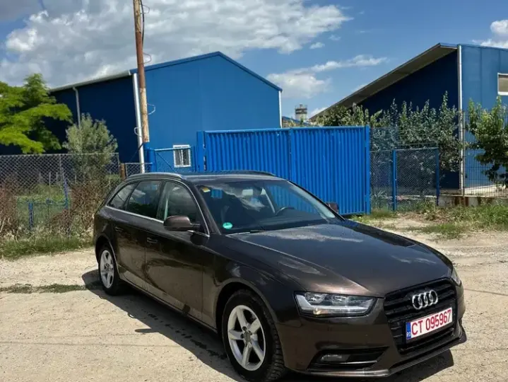 Audi A4 Limuzina B8 2.0 TDI