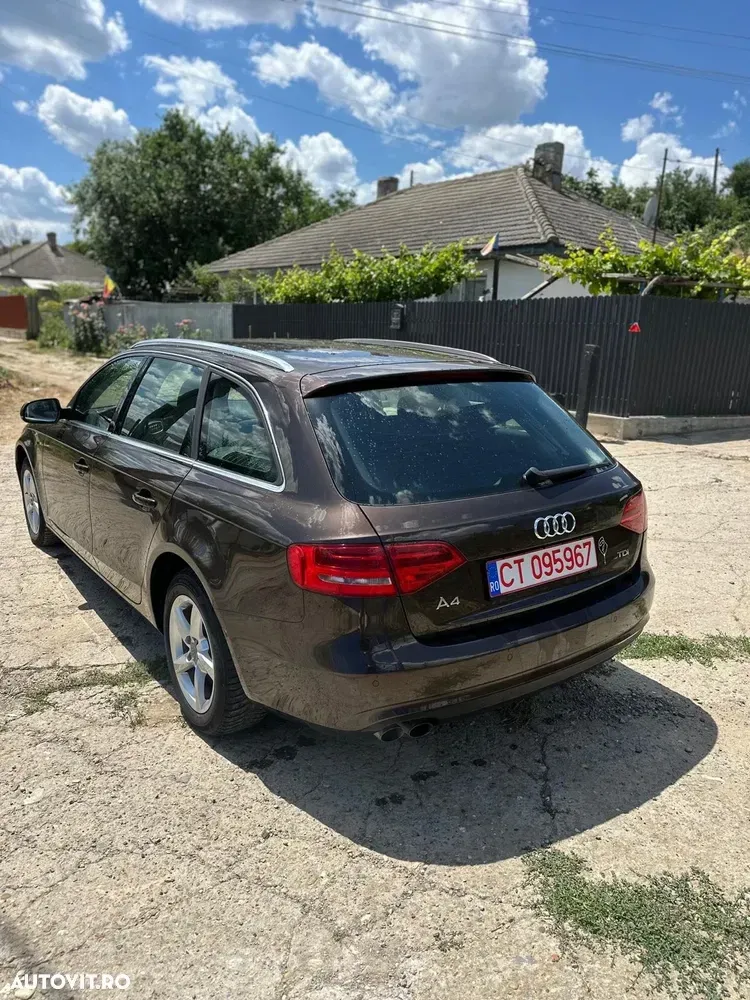 Audi A4 Limuzina B8 2.0 TDI — imagine 5