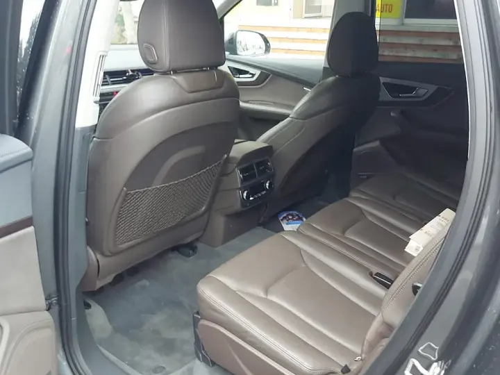 Audi Q7 4M