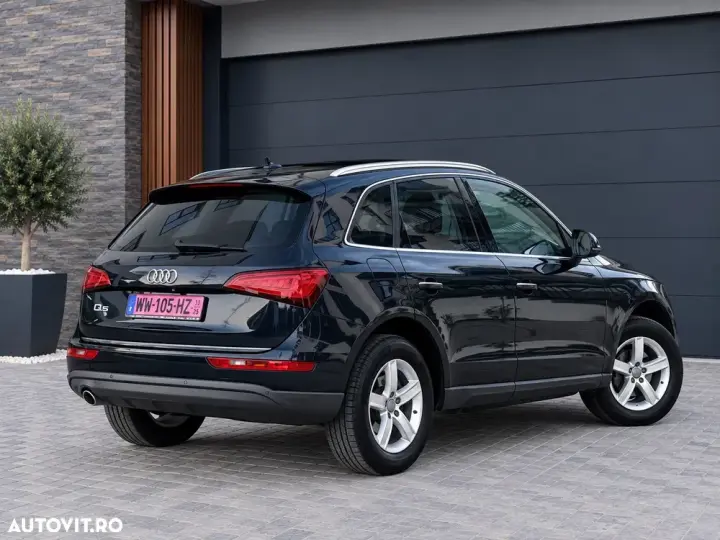 Audi Q5 8R 2.0 TDI Quattro S tronic Sport