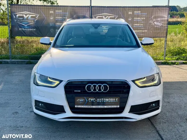 Audi A4 Avant B8 2.0 TDI DPF quattro S tronic S line Sportpaket
