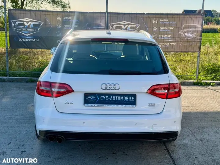Audi A4 Avant B8 2.0 TDI DPF quattro S tronic S line Sportpaket