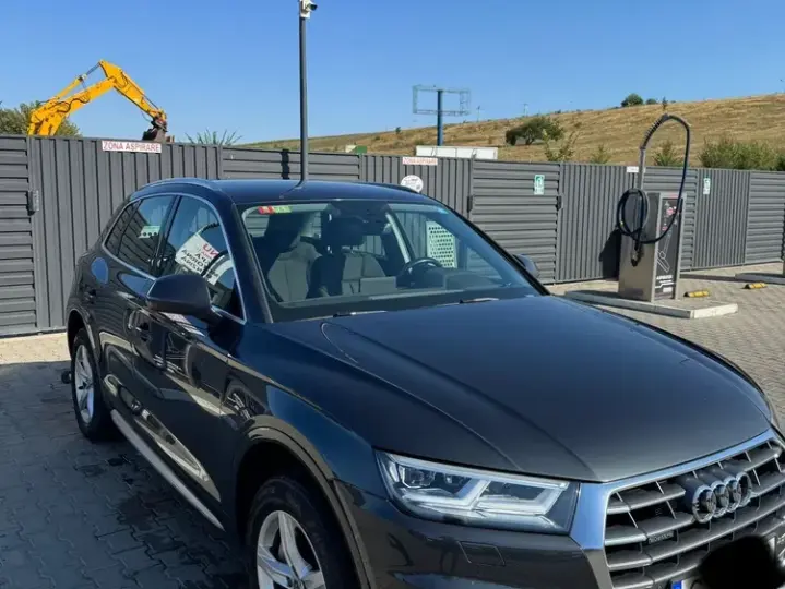 Audi Q5 FY 2.0 40 TDI quattro S tronic Basic
