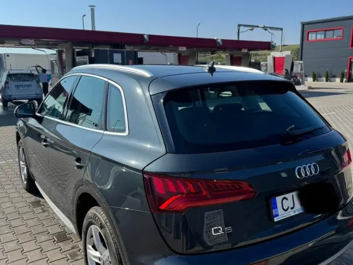 Audi Q5 FY 2.0 40 TDI quattro S tronic Basic
