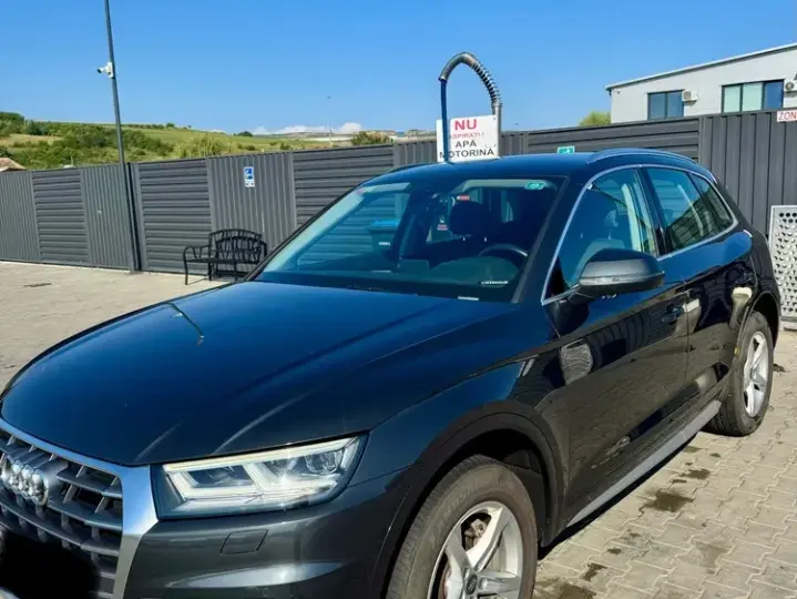 Audi Q5 FY 2.0 40 TDI quattro S tronic Basic