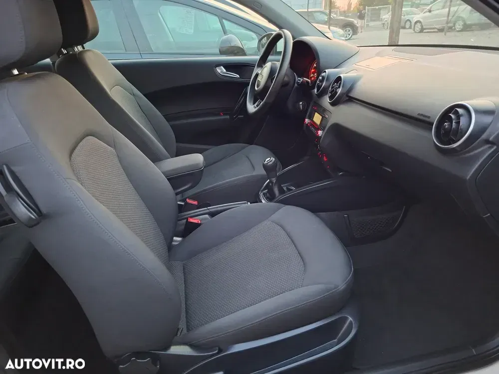 Audi A1 3-portiere 8X — imagine 6