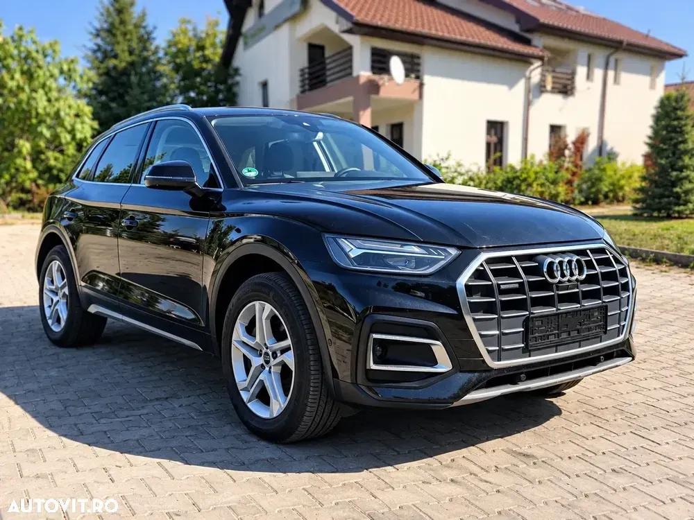 Audi Q5 FY 50 TFSIe quattro S tronic advanced — imagine 2
