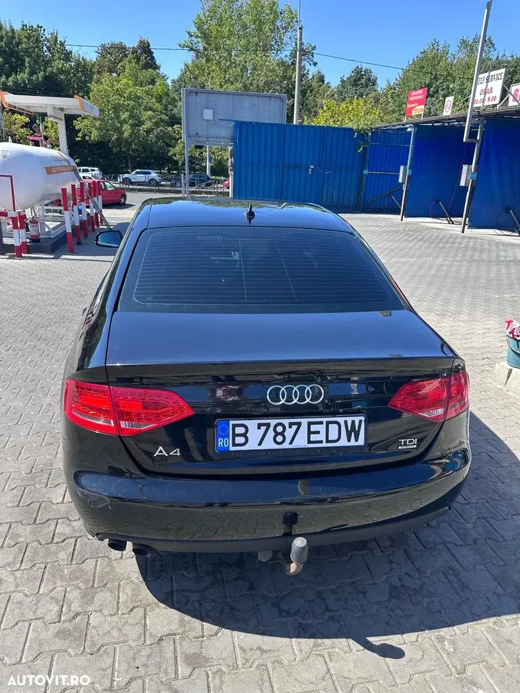 Audi A4 Limuzina B8 2.0 TDI B8 Quattro — imagine 5