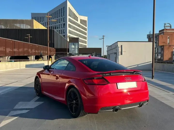 Audi TT 8S