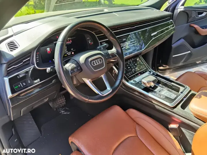 Audi Q8 55 TFSI quattro Tiptronic MHEV
