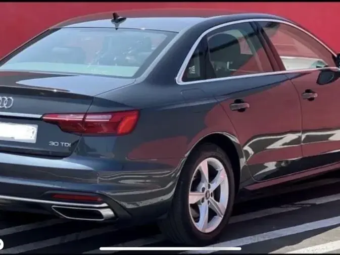 Audi A4 Limuzina 30 TDI S tronic advanced