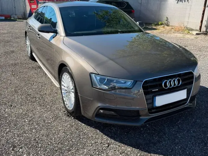 Audi A5 Coupé 8T 2.0 TDI quattro Stronic
