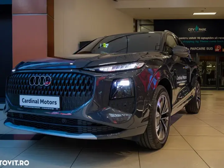 Audi Q3 F3 40 TFSI S tronic quattro Advanced
